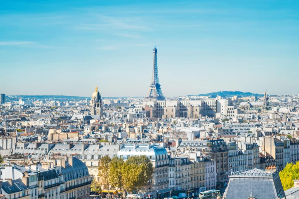 Paysage urbain parisien avec la tour Eilffel