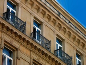 Achat immobilier comptant ou crédit à 3,31 % : le calcul qui tranche pour votre projet