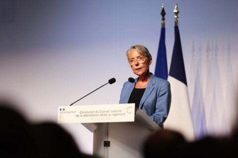 Conférence d'Elisabeth Borne sur la conclusion du CNR