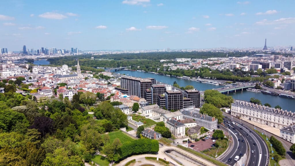 Vue sur Paris et la Seine depuis Boulogne-Billancourt