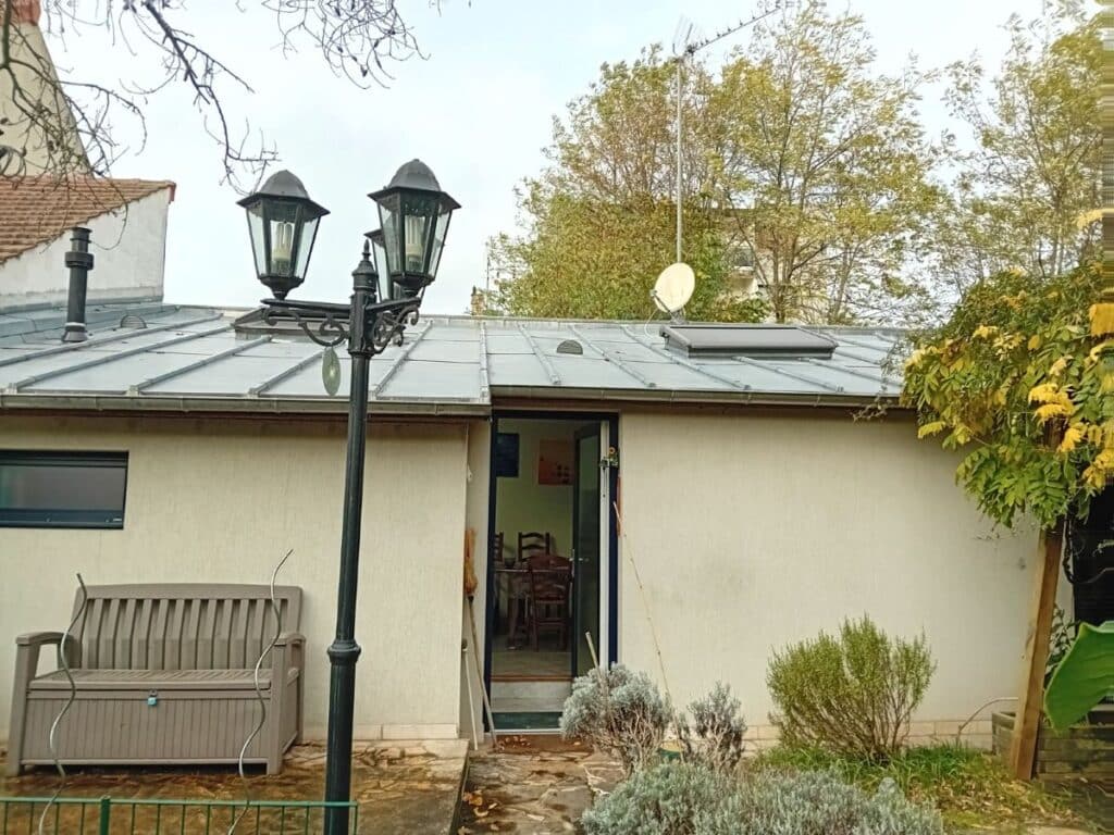 Toit de la maison de Mme A