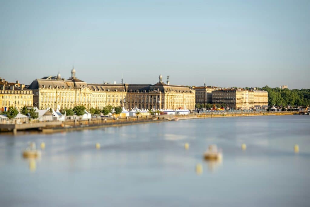 Investir à Bordeaux ? Voici pourquoi c'est le moment !