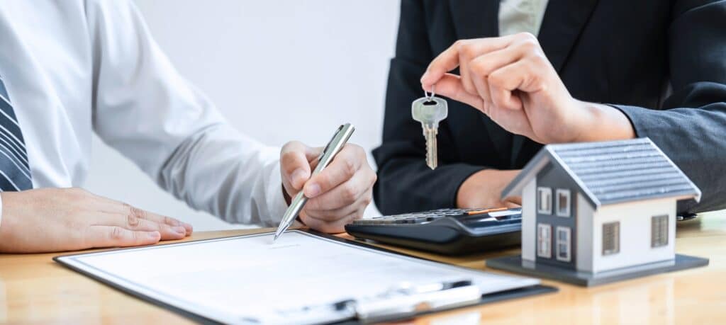 Financement immobilier locatif : choisir entre LMP et LMNP
