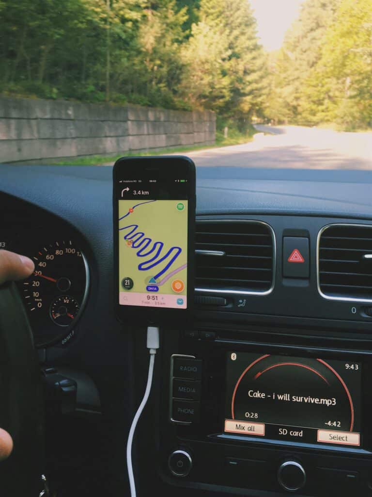 Choc ! Waze, un cauchemar pour les communes françaises ?