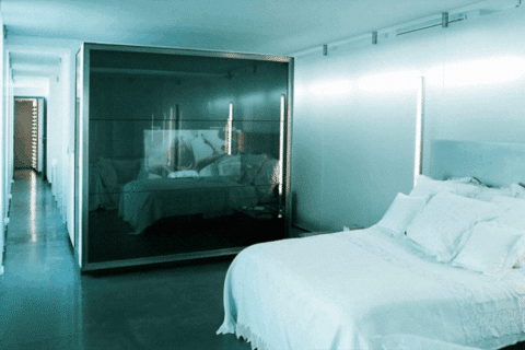 Karl Lagerfeld : les secrets de son appartement quai Voltaire