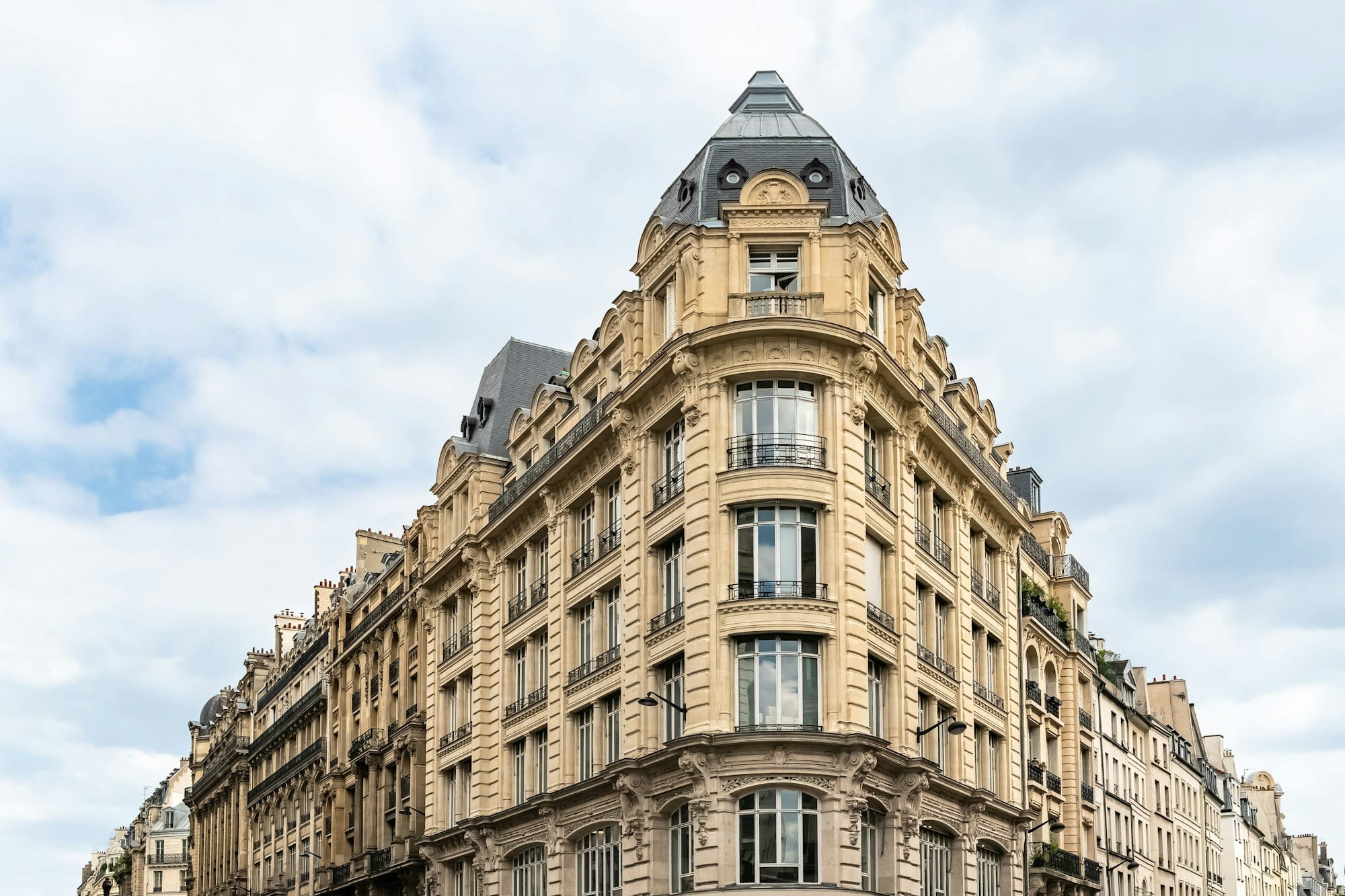 Paris, beautiful building avenue de l Opera