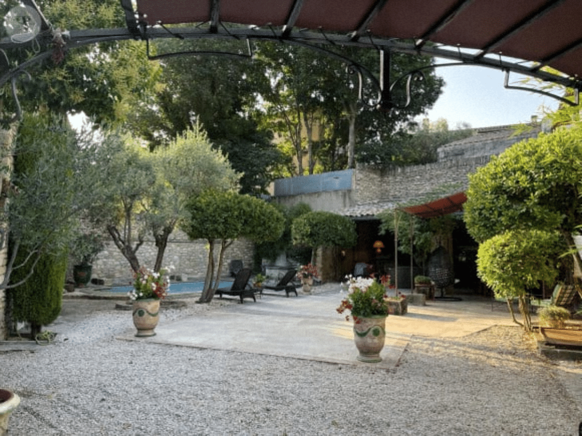 patrick-hernandez-drames-villa1