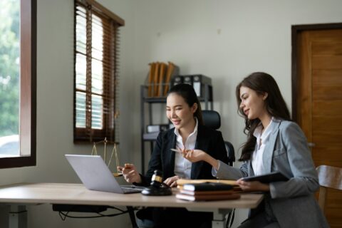 Vendre ou acheter ? Conseils des notaires en période incertaine