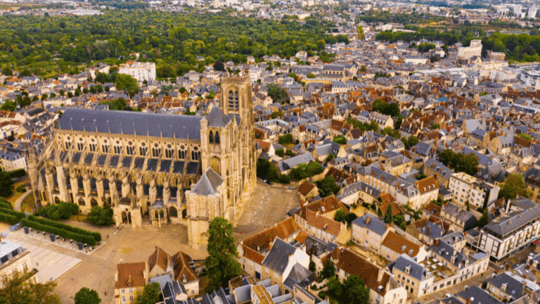Crise du logement étudiant à Bourges
