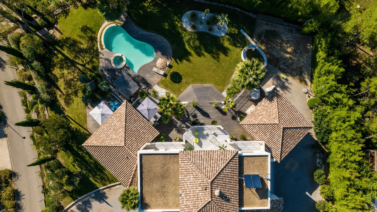 Villa de Cyril Hanouna, Saint Tropez