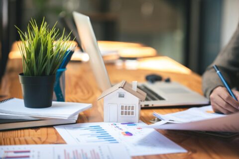 Immobilier 2024 : 30 % de hausse pour les actifs intermédiaires
