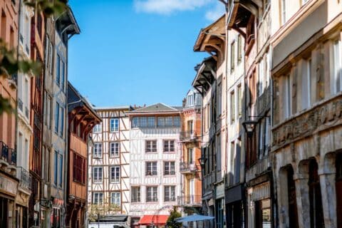 Résidences principales et secondaires : comment le parc immobilier évolue ?