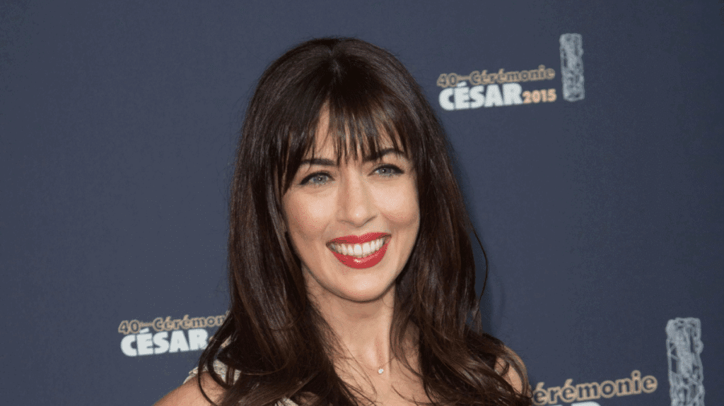 Découvrez la maison de Nolwenn Leroy à Aix-en-Provence : un havre de paix familial