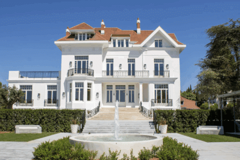 Découvrez le prestigieux pavillon Monticelli : un lieu unique au cœur de Marseille