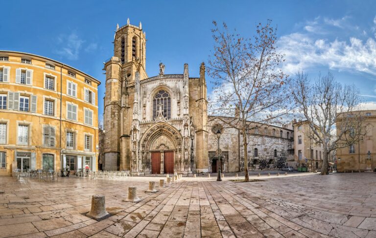 Pourquoi choisir une résidence senior à Aix-en-Provence ?