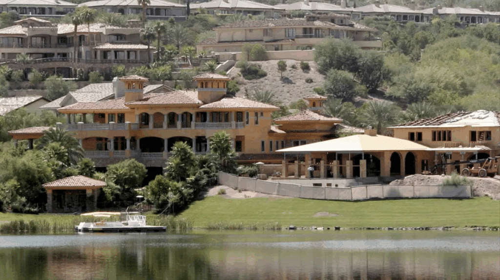 Maison de Céline Dion : les images exclusives de sa sublime villa à Las