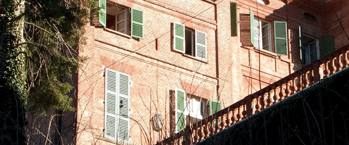 Castagneto-Po-carla-bruni2