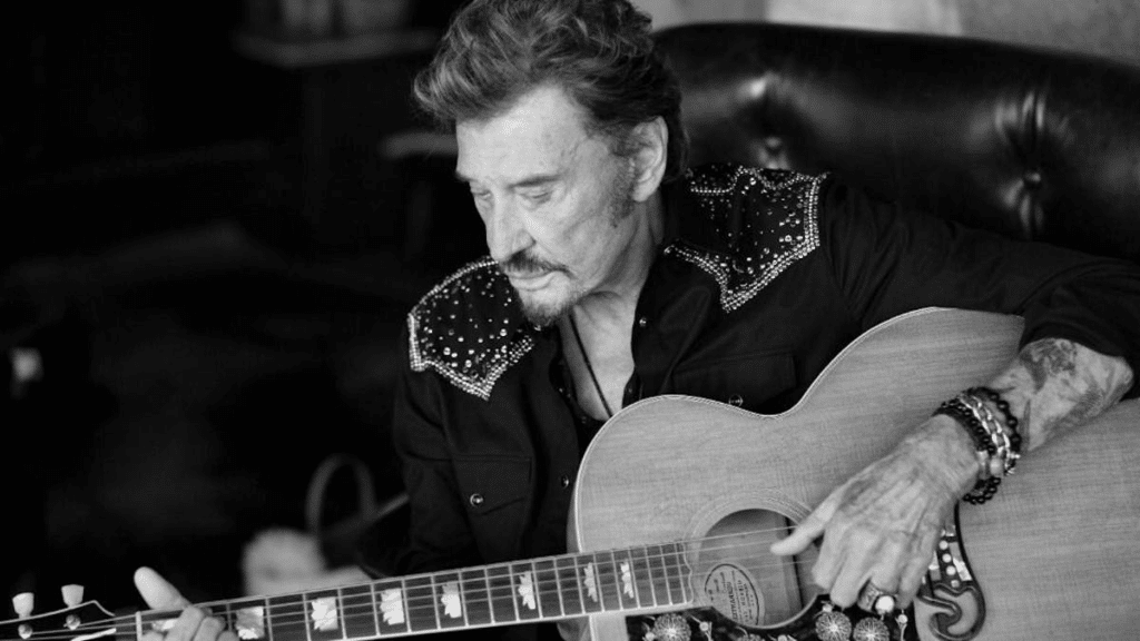 Découvrez les résidences emblématiques de la légende du rock Johnny Hallyday