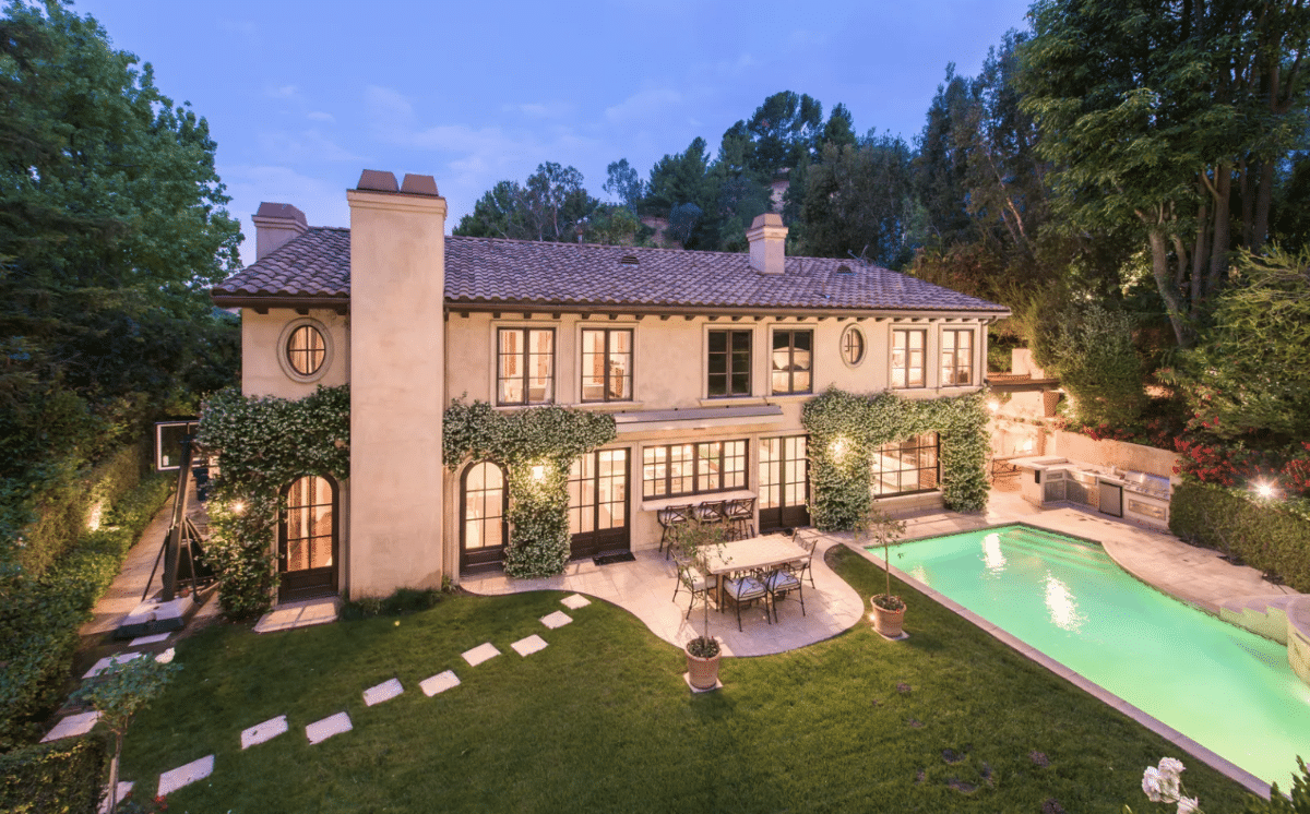 villa-kim-kardashian-beverly-hills2