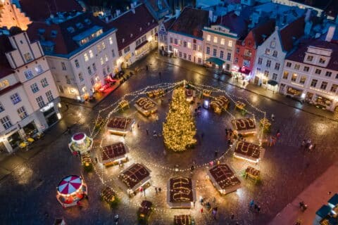 Où vivre la magie de Noël ? Les 7 marchés européens à ne pas manquer cet hiver