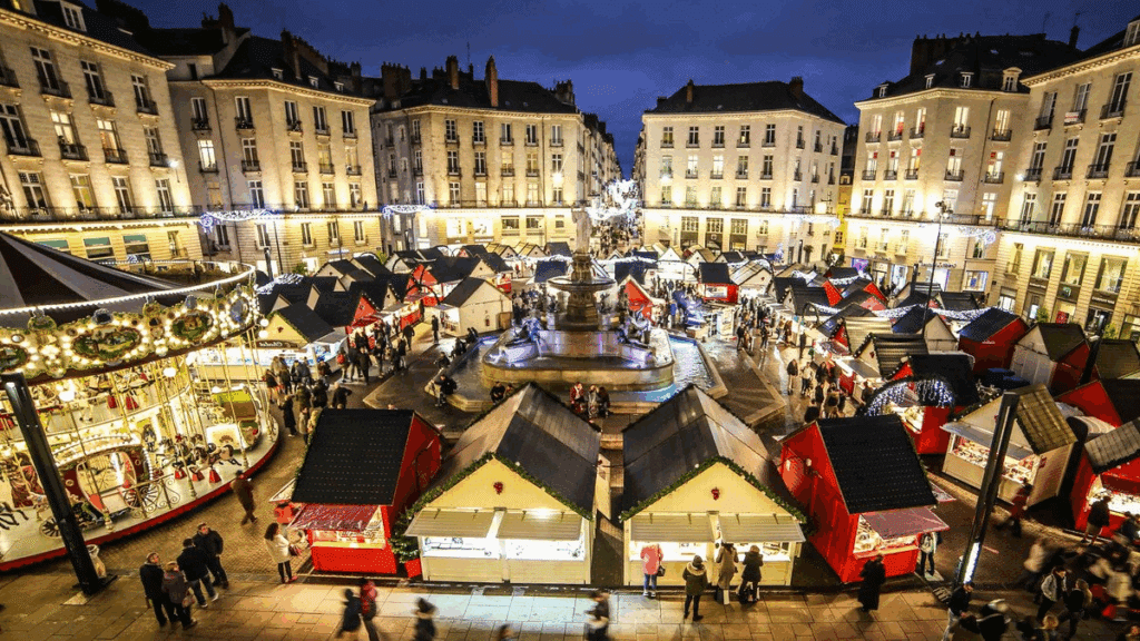 Noël à Nantes 2024 : des vitrines enchantées et une ambiance féerique