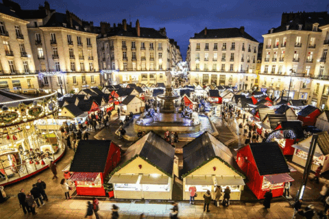 Noël à Nantes 2024 : des vitrines enchantées et une ambiance féerique