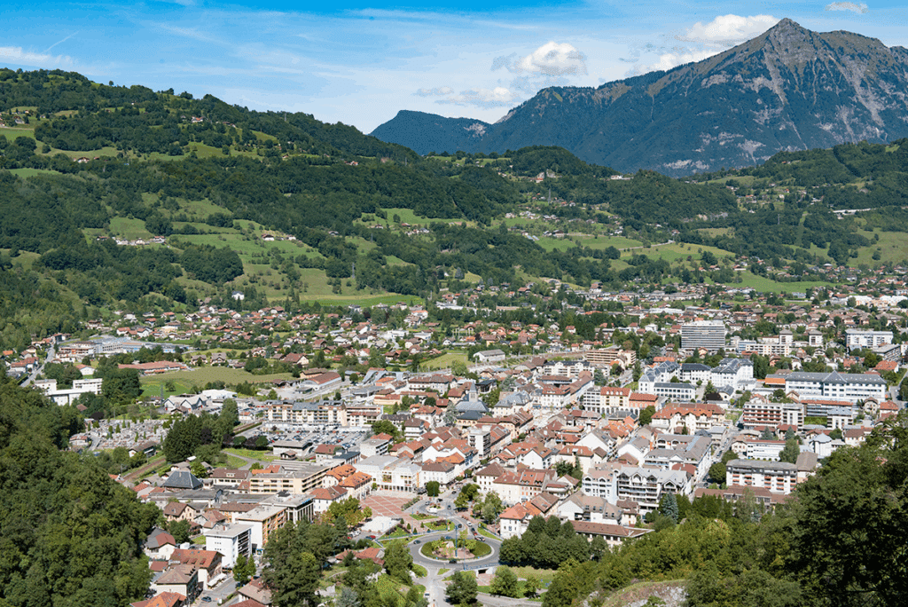 Comment la performance énergétique bouleverse le marché immobilier en Haute-Savoie