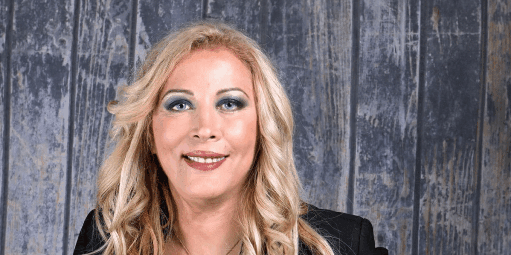 Loana et ses déménagements : une vie entre gloire et réalités immobilières