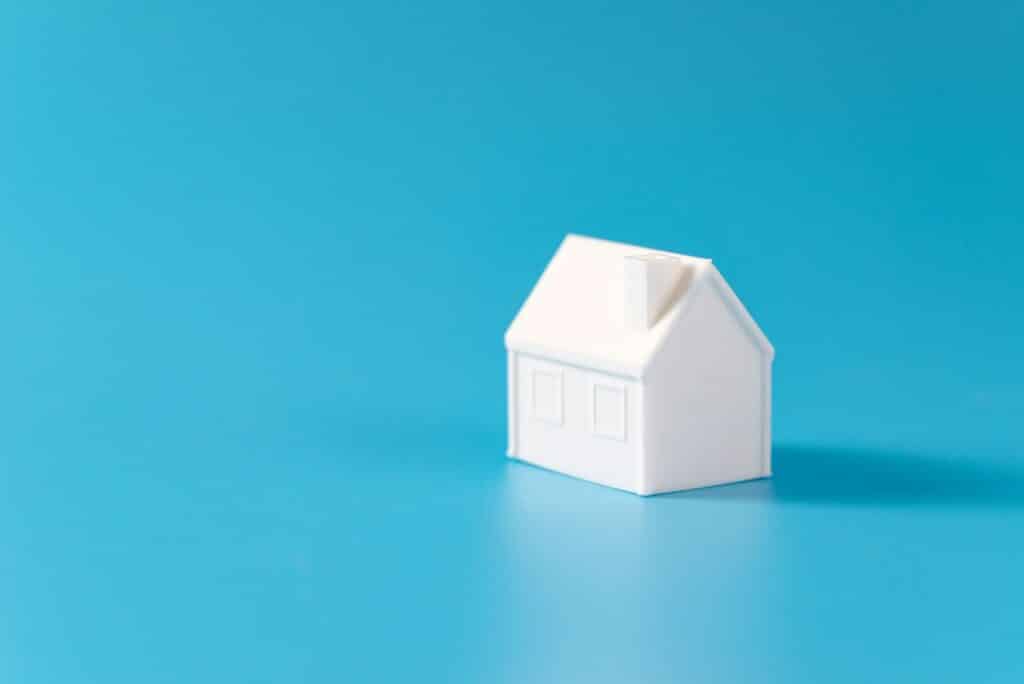 Escroquerie immobilière : un coach accusé d'avoir détourné 4 millions d'euros