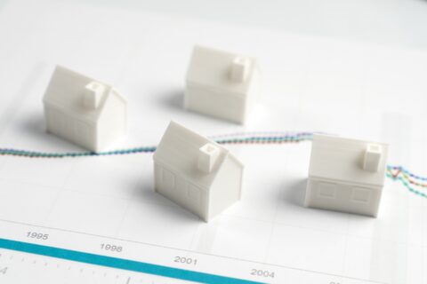 Immobilier ancien : pourquoi la baisse des prix cache une transformation inévitable du marché