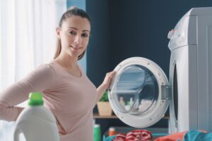 Pressing à domicile : solution pratique pour locataires parisiens