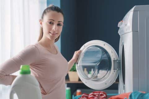 Pressing à domicile : solution pratique pour locataires parisiens 