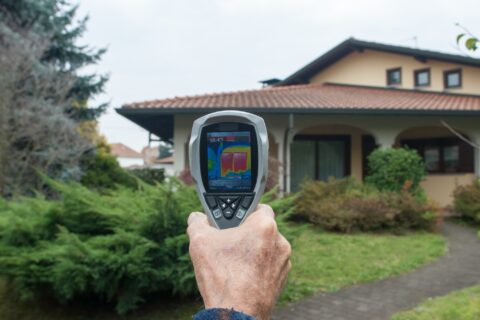 Comment les caméras thermiques révèlent les pertes invisibles et transforment votre isolation