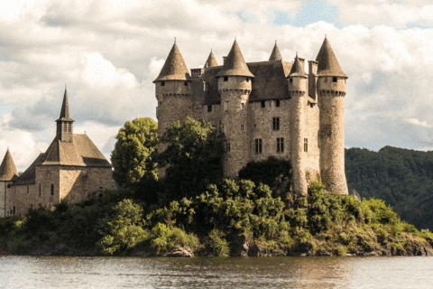Plongez dans le patrimoine français à travers 3 châteaux uniques et modernes