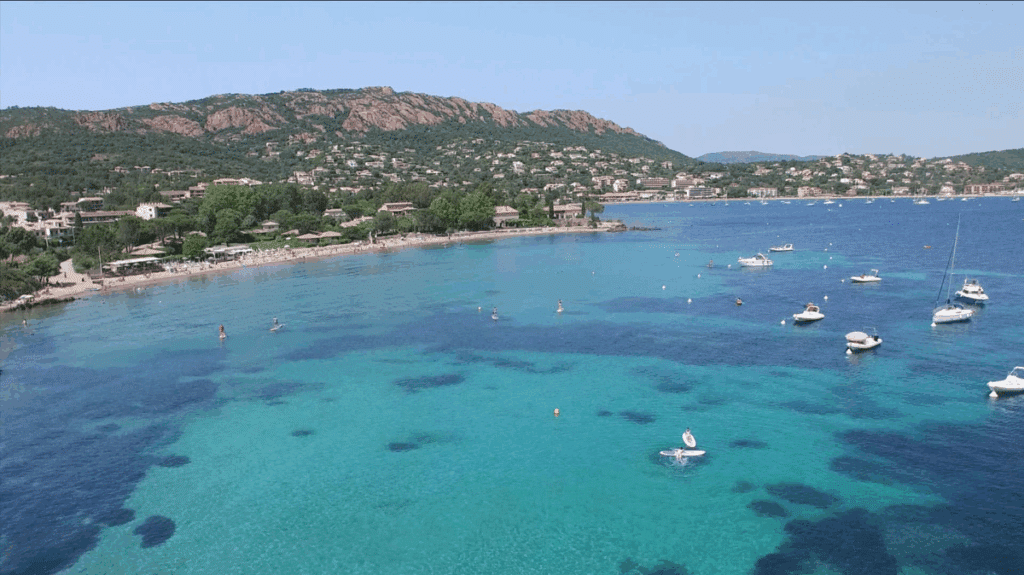 Performance énergétique et prix : les tendances immobilières dans le Var d’ici 2025