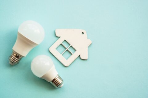 Pourquoi votre facture d’électricité pourrait grimper cet hiver (et comment limiter l’impact)