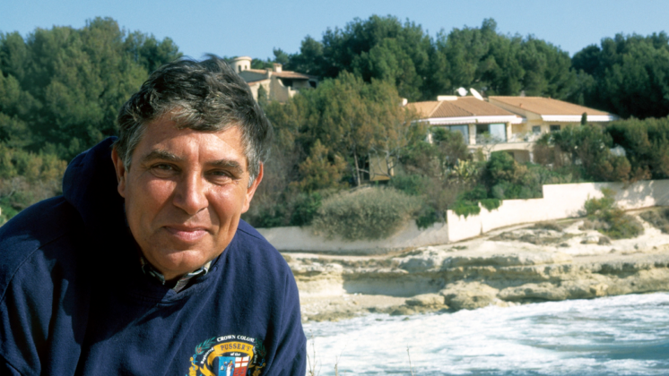 Jean-Pierre Foucault : découvrez sa villa méditerranéenne, un joyau