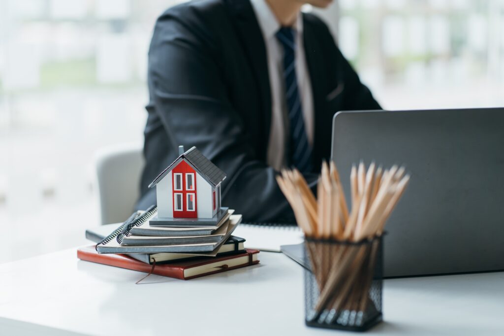 Propriétaire face au décès d’un locataire : les étapes pour reprendre possession du logement