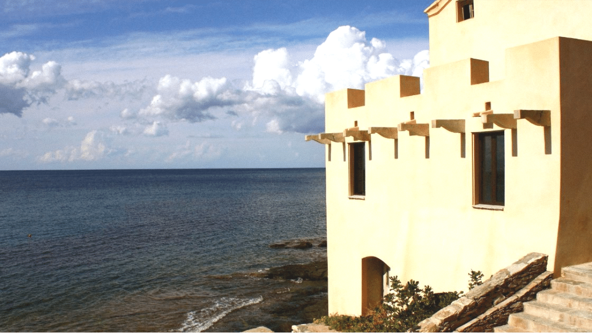 maison-michel-fugain-corse1