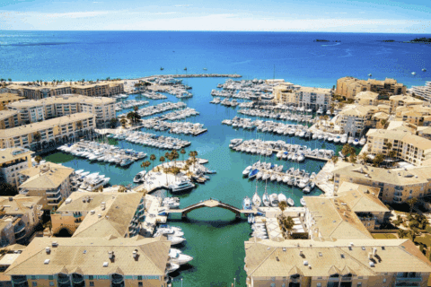 Fréjus en 2025 : pourquoi son immobilier séduit autant et comment en profiter