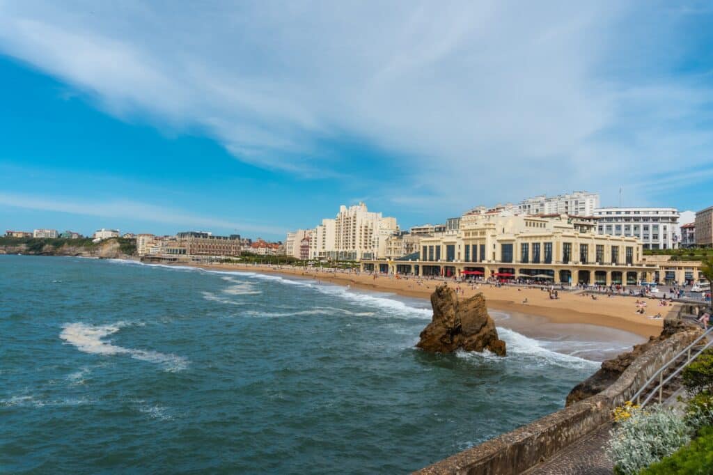 Régulation Airbnb à Biarritz : ces propriétaires sanctionnés pour non-respect des règles