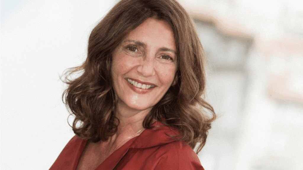 Valérie Karsenti quitte Paris : découvrez sa maison secrète dans une impasse !
