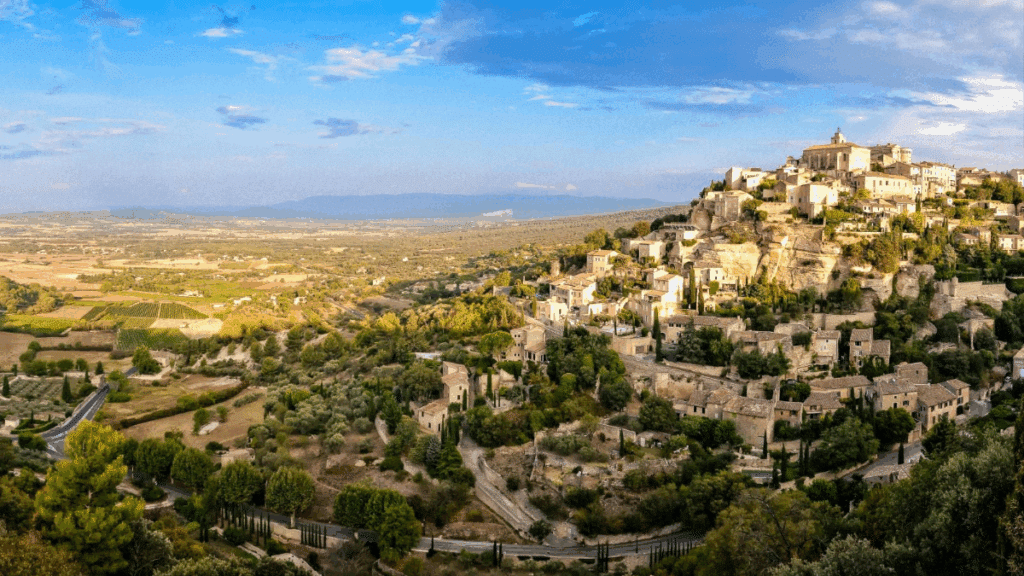 Immobilier à Aix-en-Provence : les quartiers où acheter avant la remontée des prix en 2025