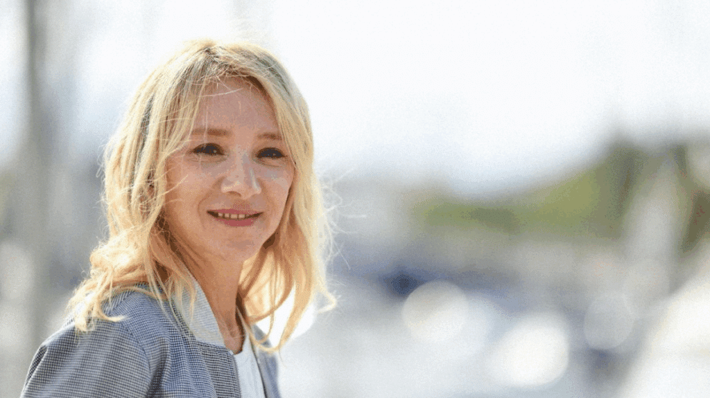 Dans l’intimité de Sylvie Testud : visite de son appartement au charme parisien !