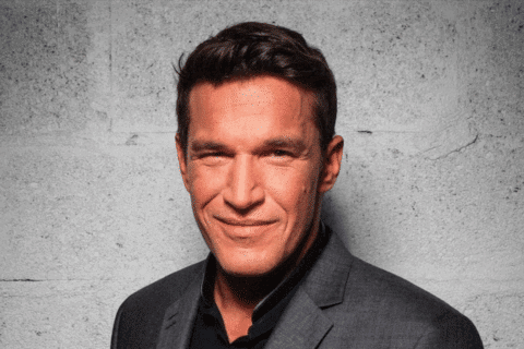 Benjamin Castaldi met en garde : "Attention aux belles promesses immobilières !"