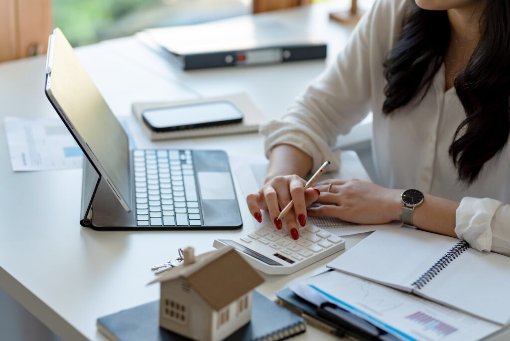 SCPI : faut-il miser sur les fonds diversifiés en 2025 pour maximiser son rendement ?