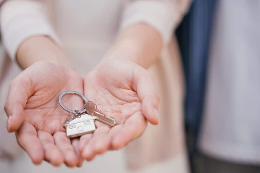 Décès d’un locataire : comment récupérer votre logement et éviter les loyers impayés ?