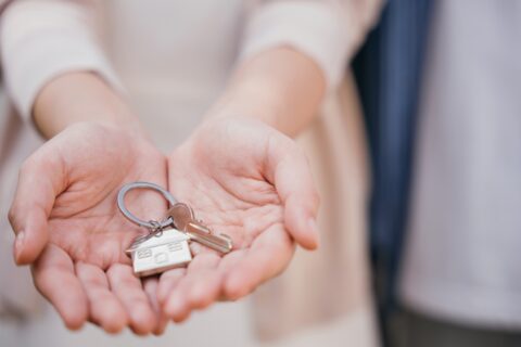 Décès d’un locataire : comment récupérer votre logement et éviter les loyers impayés ?