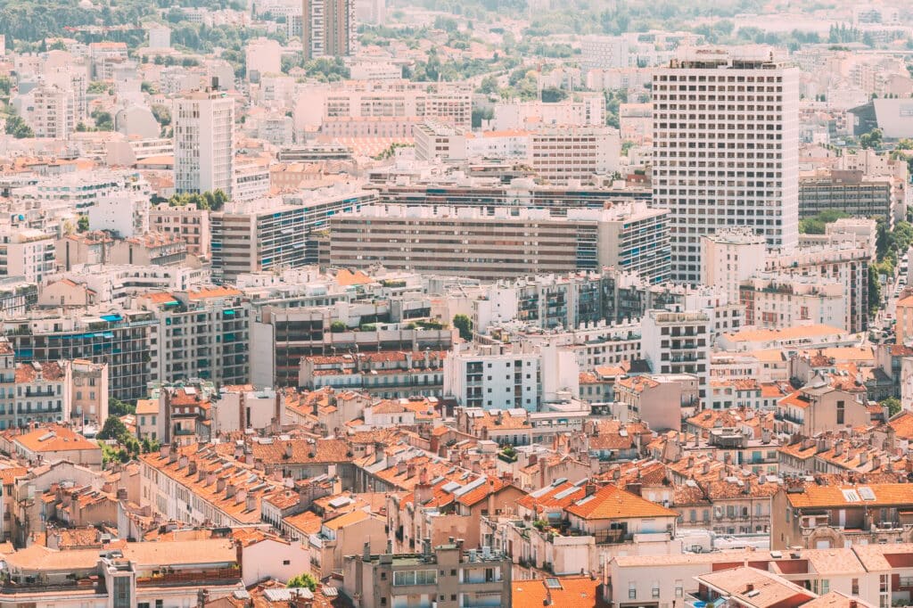 Marseille, Aix, Avignon : ces propriétaires qui contournent la loi et louent des logements classés G