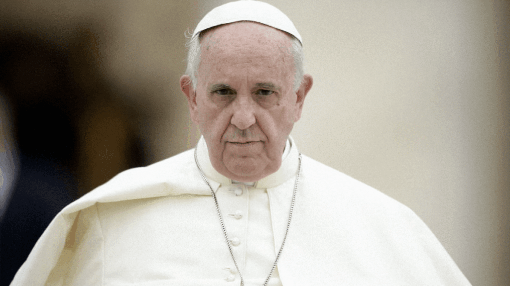 Le "bunker" du pape François : à l’intérieur de sa résidence secrète au Vatican !